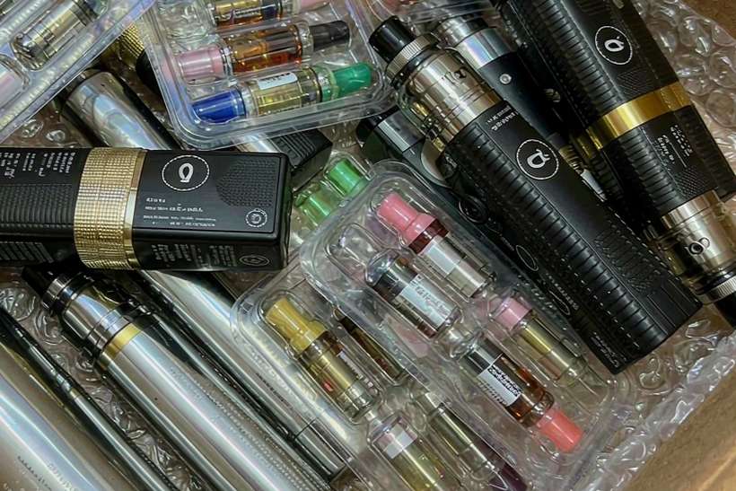 B2B Supply of Nicotine e-liquid — bulk case