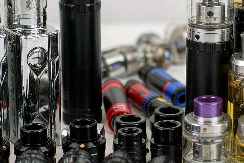 Buyer's Guide to Nicotine e-liquid — container load