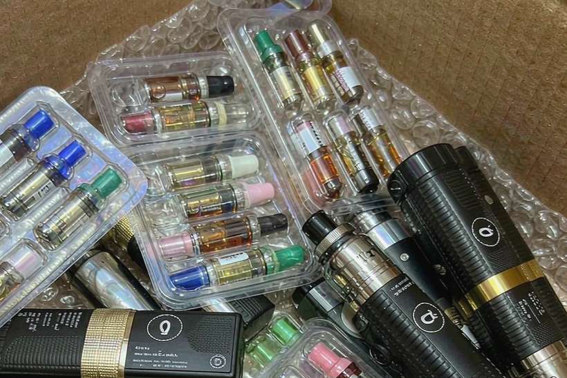 Buyer's Guide to Nicotine products in Glasgow — container load