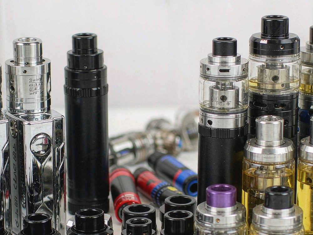 Comparison of Nicotine e-liquid Suppliers — premium tier
