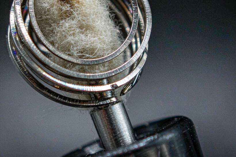 Comparison of Nicotine e-liquid Suppliers — Spring catalog