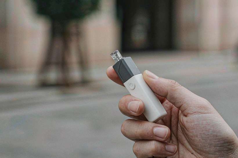Compliance Notes for Nicotine products in Glasgow — small parcel