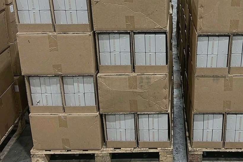 How to Store Nicotine in Glasgow — container load