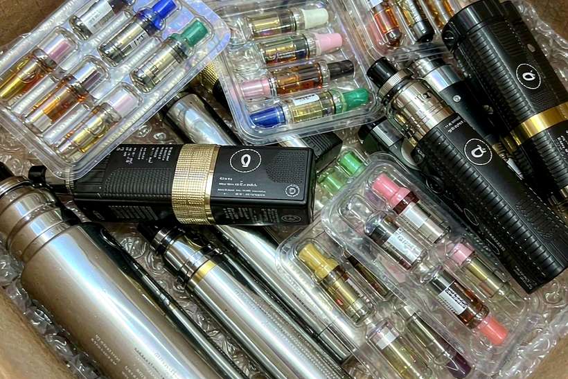 Import Guide for Nicotine in Glasgow — EU stock