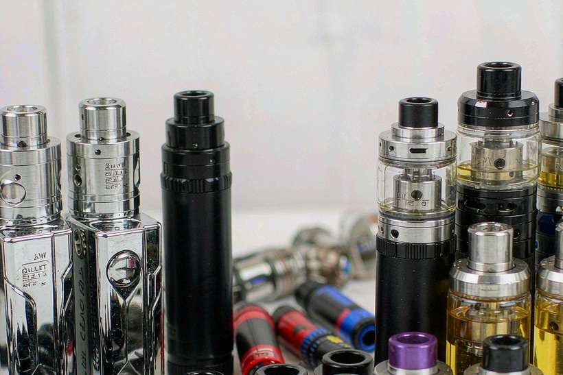 Market Overview of Nicotine accessories — OEM available