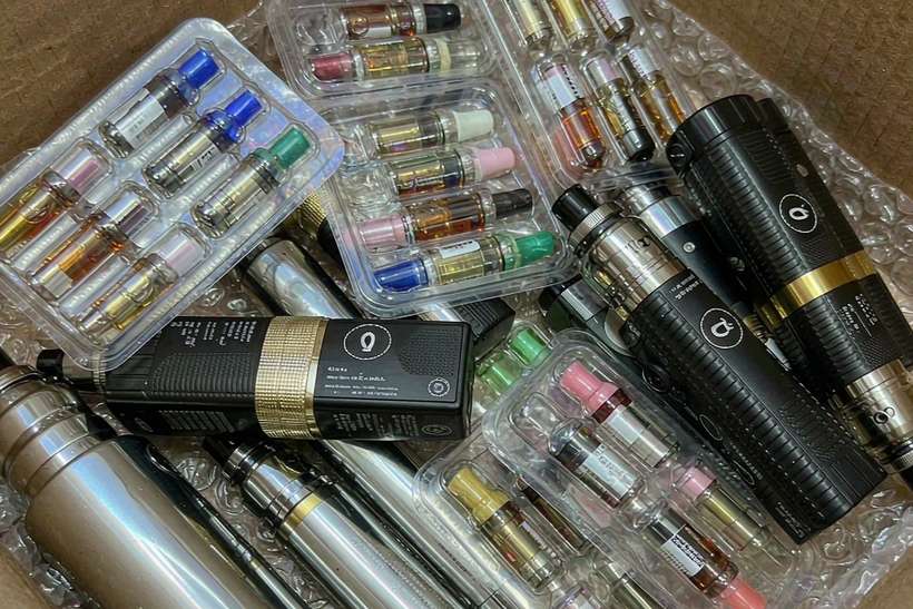 Market Overview of Nicotine tanks — Middle East