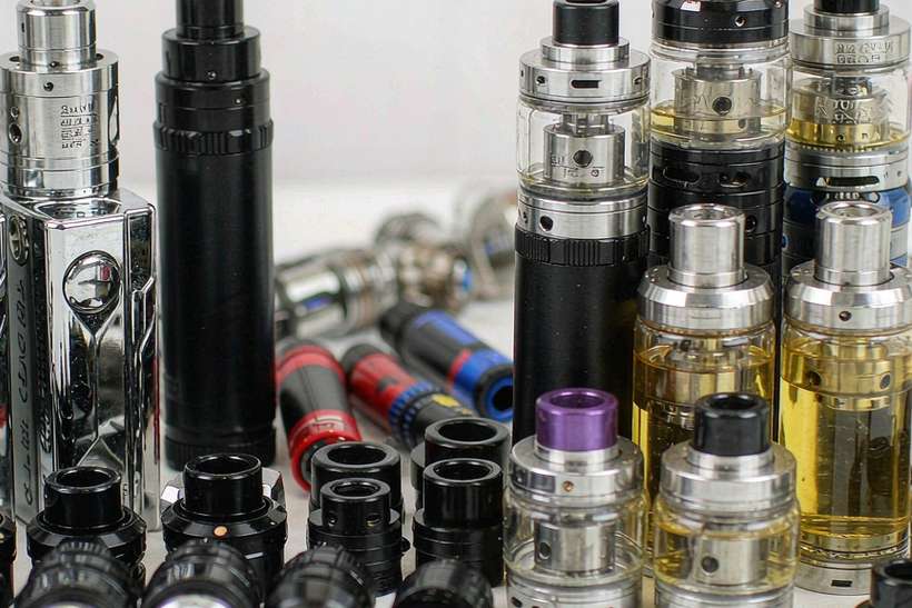 MOQ and Lead Time for Nicotine in Glasgow — Spring catalog
