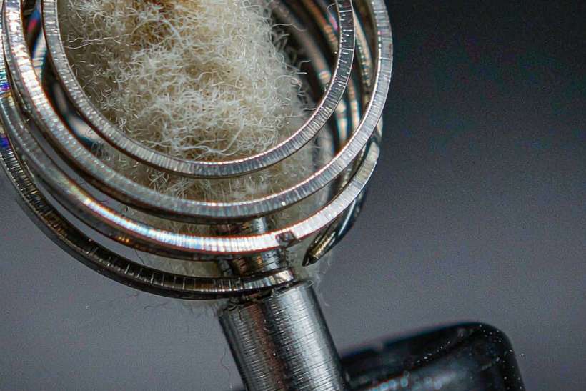 OEM and ODM Options for Nicotine in Glasgow — express air