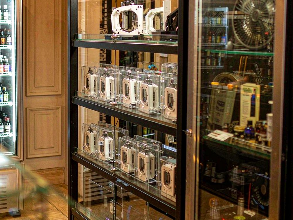 Shipping Guide for Nicotine e-liquid — no minimum MOQ