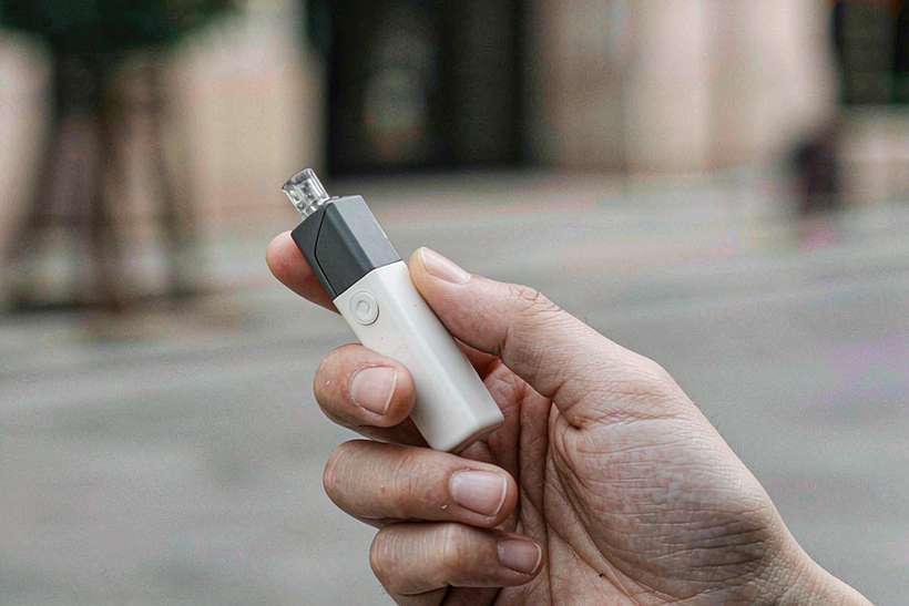 Shipping Guide for Nicotine in Glasgow — Spring catalog