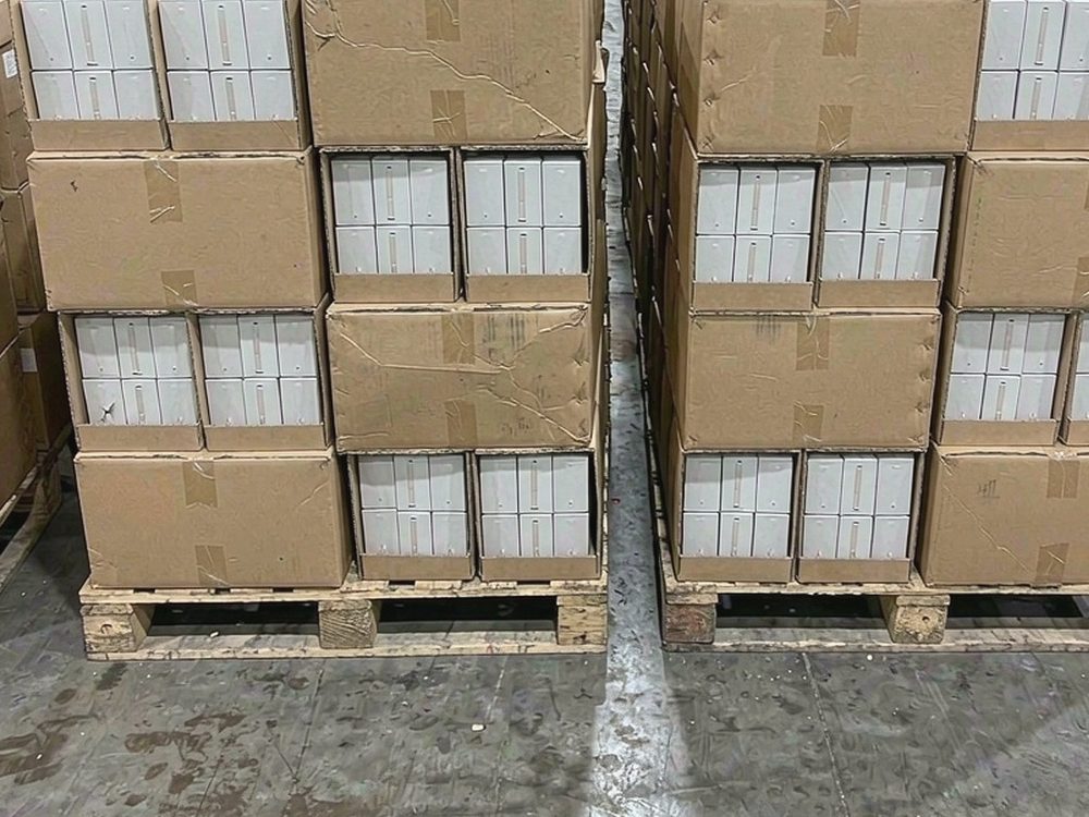 Shipping Guide for Nicotine products in Glasgow — bulk case