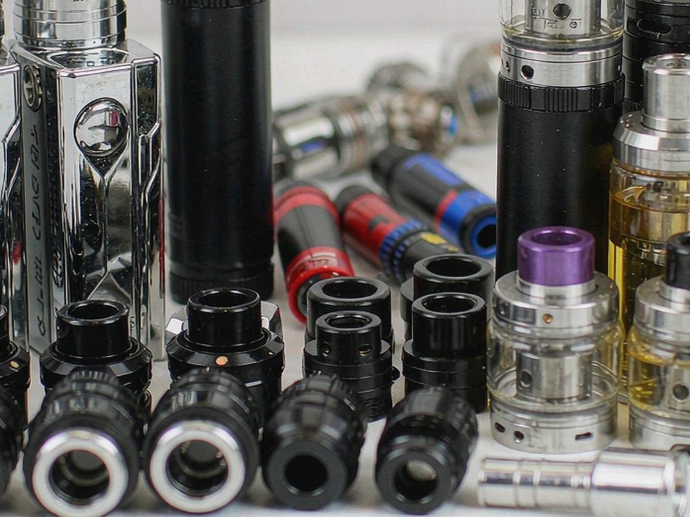 Shipping Guide for Nicotine products in Glasgow — premium tier
