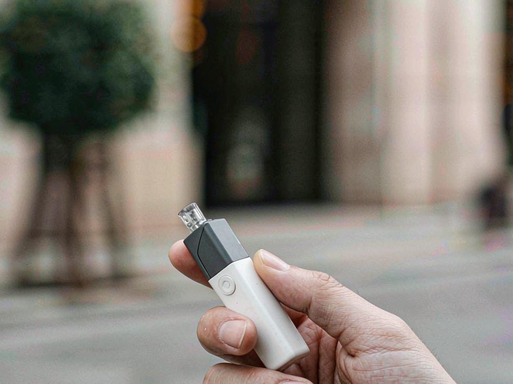 Sourcing Report on Nicotine e-liquid — budget tier