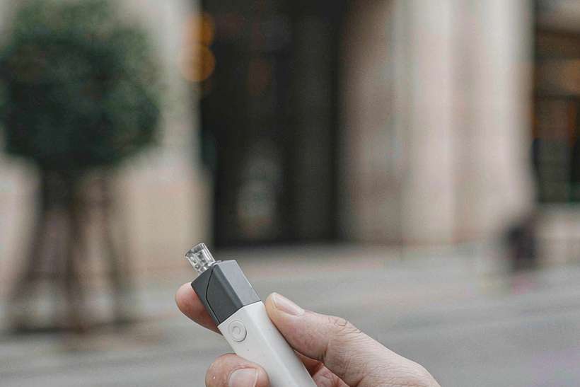 Sourcing Report on Nicotine pods — Middle East