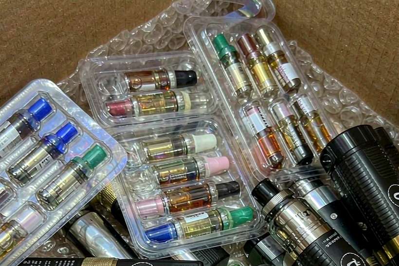 Sourcing Report on Nicotine tanks — small parcel