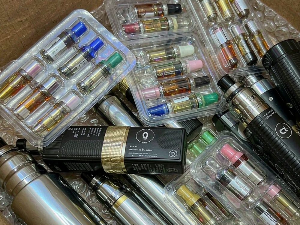 Warehouse Options for Nicotine disposables — premium tier