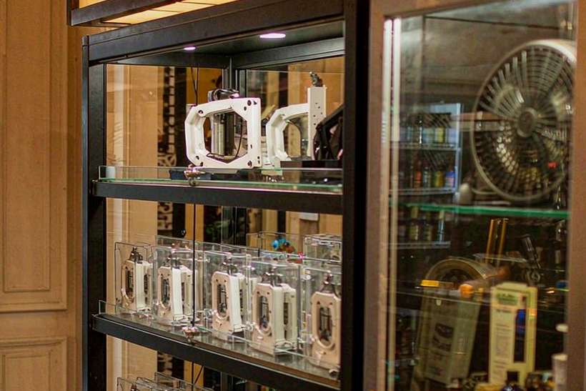 Warehouse Options for Nicotine in Glasgow — EU stock