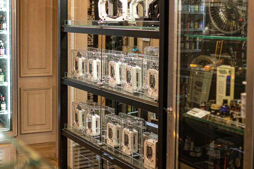 Wholesale Nicotine mods — bulk case