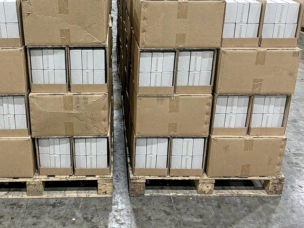Wholesale Nicotine products in Glasgow — bulk case